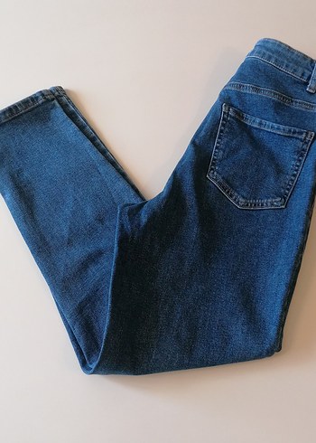 28 Beden mavi Renk waikiki slim mom jeans