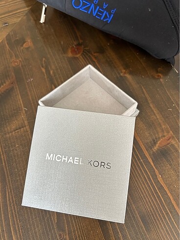 Beden Michael kors bileklik