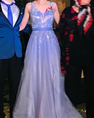 Nişan abiyesi