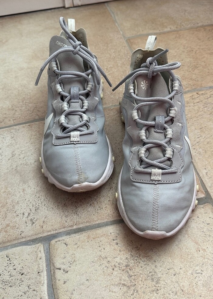 Nike spor ayakkabı - Görsel 2