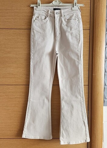 36 Beden beyaz Renk Flare Pantolon 