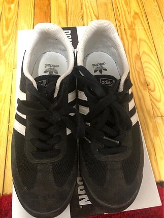 Adidas spor ayakkabi