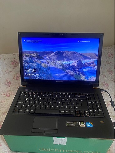 Lenovo i3 laptop