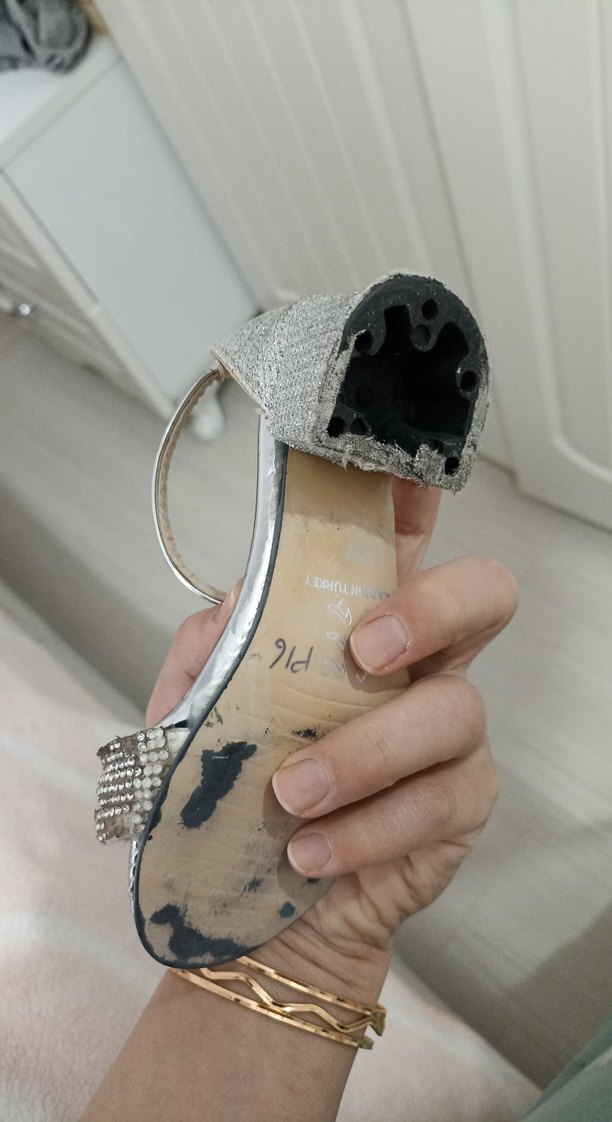 Beyaz Tokalı İnce Topuklu Abiye Ayakkabı - Görsel 5