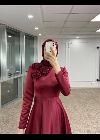 Bordo Uzun Kollu Drapeli Tesettür Abiye  melike tatar marka - Görsel 2