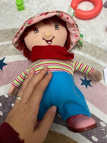 Diğer dans eden bebek müzikli