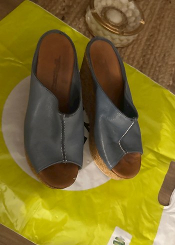 Zara Mavi Kadın Dolgu Topuklu Terlikler