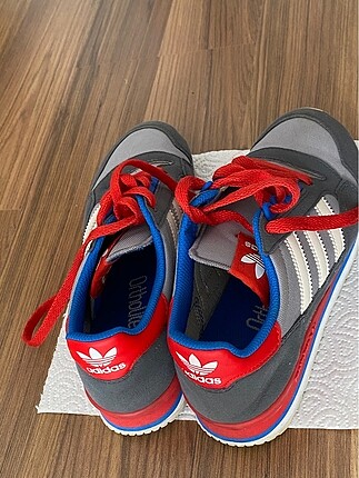 Adidas Spor Ayakkabı