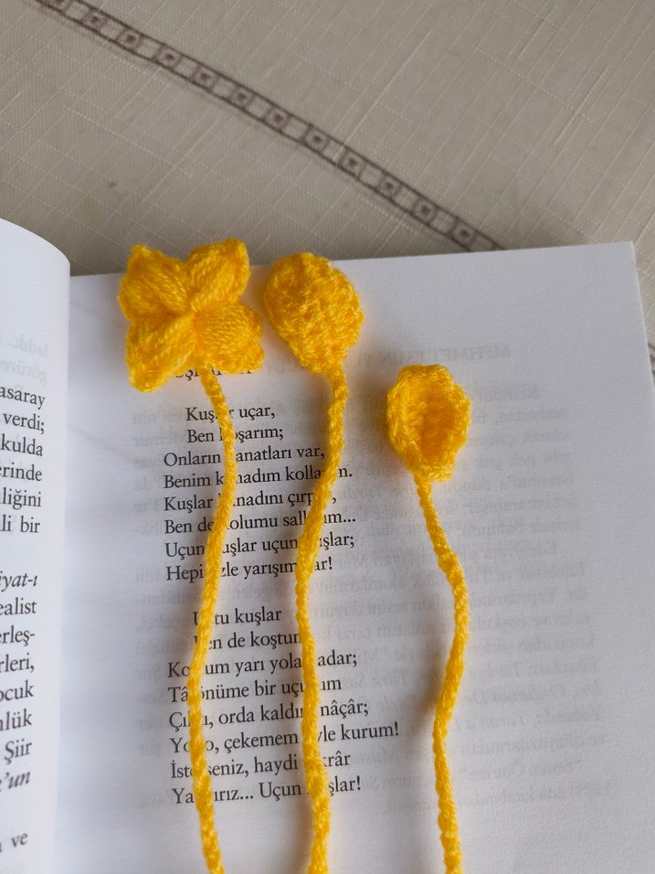 El Örgüsü Sarı Beyaz Papatya Kitap Ayracı - Görsel 3