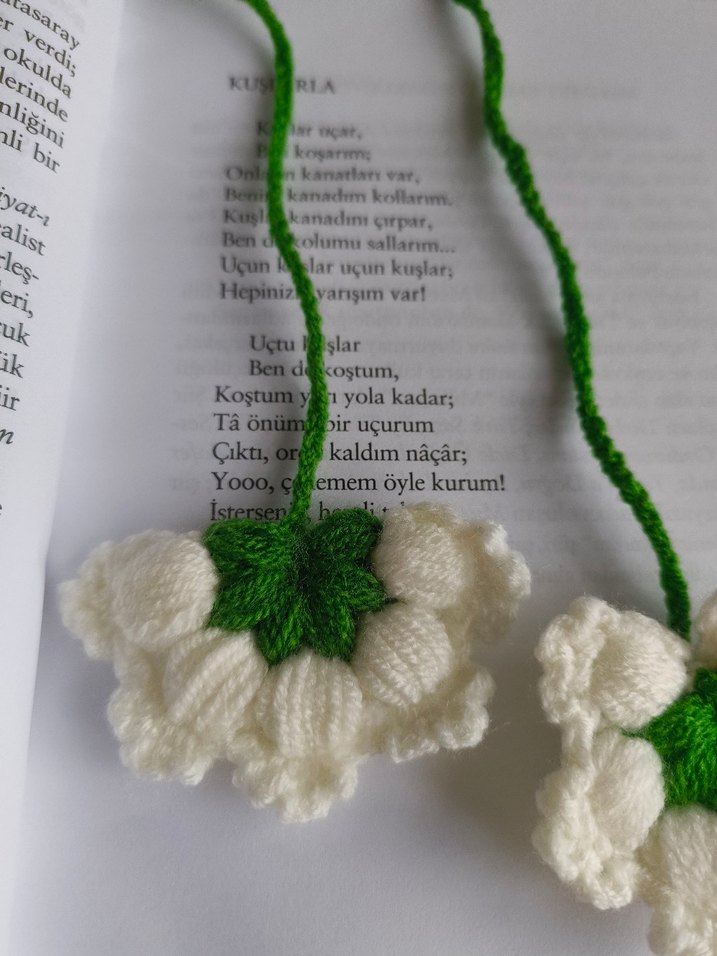 çiçek örgü kitap ayracı - Görsel 2
