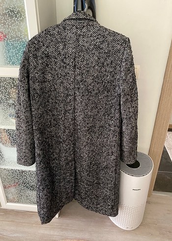 m Beden siyah Renk Bershka Uzun kırçıllı Kaban