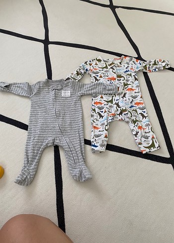 Carters iki adet yenidoğan tulumları