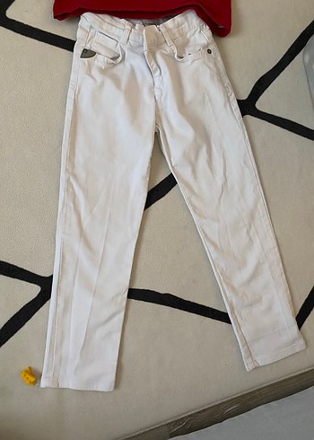 7 yaş 23 nisan takım kot pantolon tshirt - Görsel 2