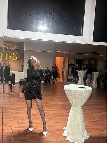 Parıltılı elbise - Görsel 7