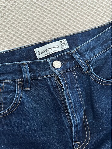 38 Beden mavi Renk Stradivarius pantolon