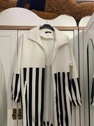 Siyah beyaz zebra desen ceket