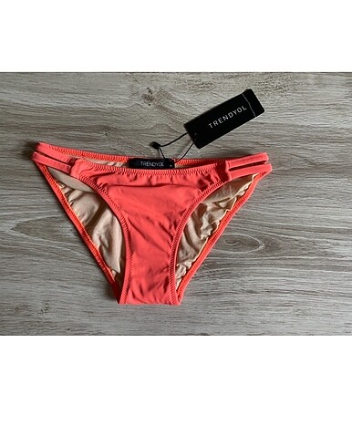 Trendyol mercan bikini altı 36