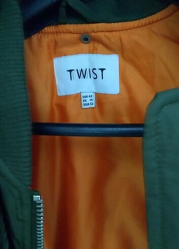 42 Beden #Twist Taşlı Yeşil #Mont #Kaban - 42 beden - salaş - 2-3 kez gi