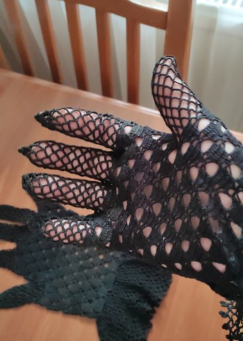 Siyah Dantel Detaylı Gotik  Eldiven - Görsel 4