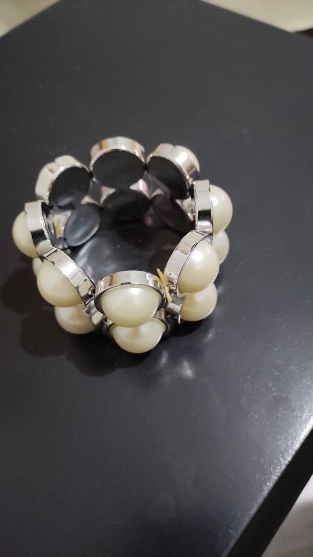 Beyaz Boncuklu Kadın Bileklik - Görsel 2