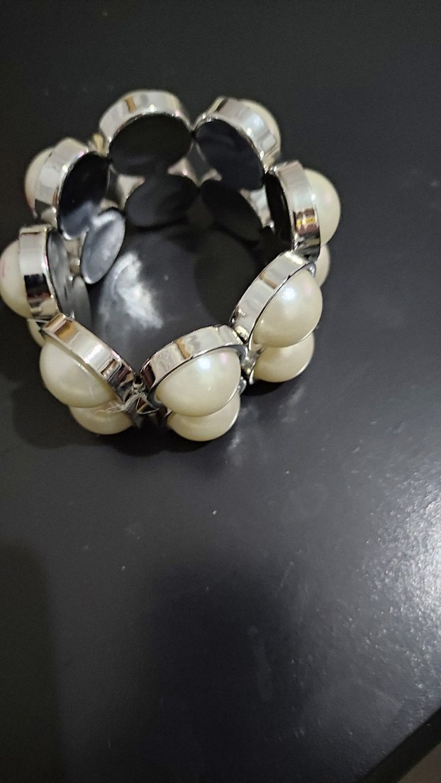 Beyaz Boncuklu Kadın Bileklik - Görsel 4