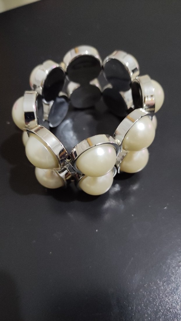 Beyaz Boncuklu Kadın Bileklik - Görsel 5