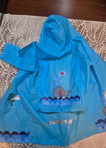 Mavi yagmurluk - Görsel 3