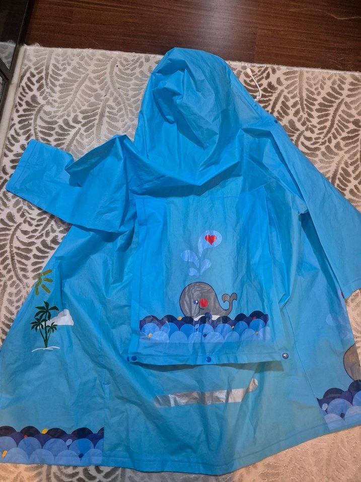Mavi yagmurluk - Görsel 3