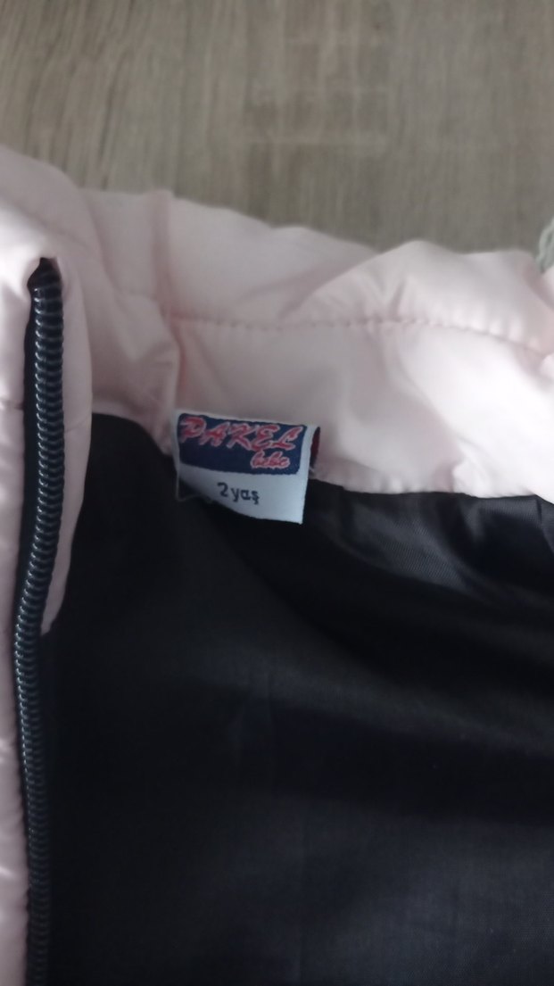 Kız Çocuk Beyaz Nakışlı Fermuarlı Yelek - Görsel 2