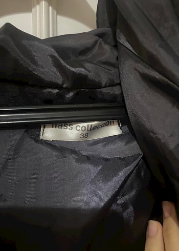 Kadın Siyah Uzun Kapitone mont - Görsel 5