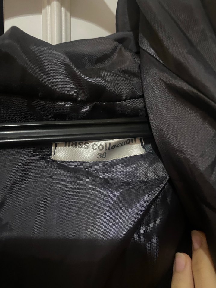 Kadın Siyah Uzun Kapitone mont - Görsel 5