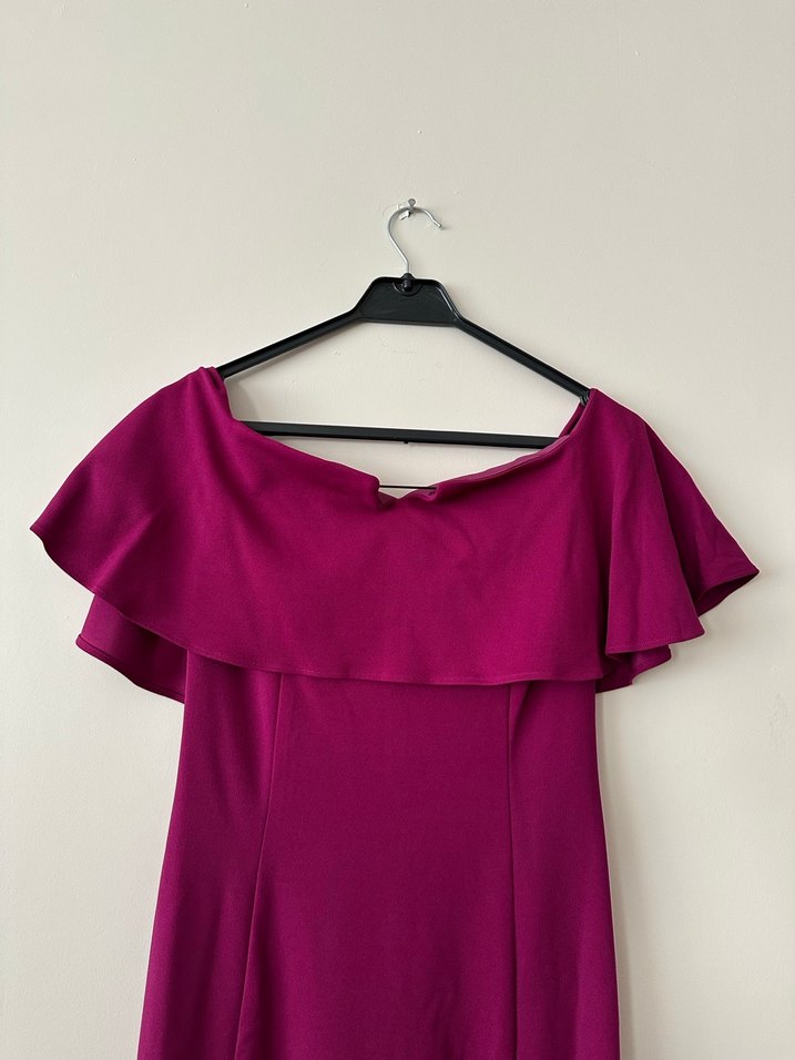 Koyu Pembe Omuzdan Dökümlü Uzun Abiye Elbise - Görsel 2