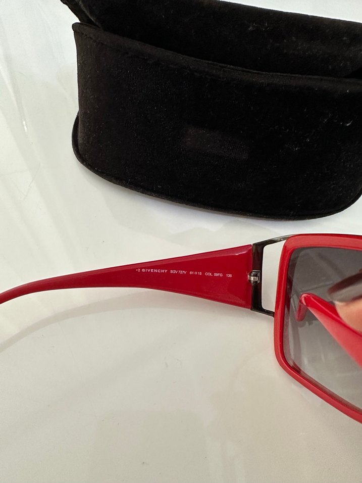 Gıvenchy Kadın Kırmızı Güneş Gözlüğü - Görsel 3