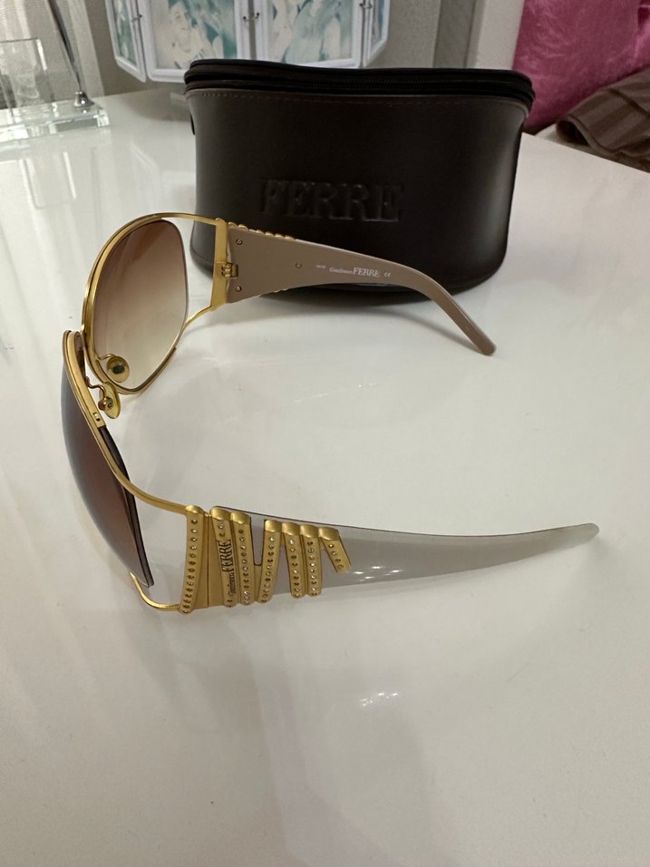 FERRE Klasik Bej Kadın Güneş Gözlüğü - Görsel 2