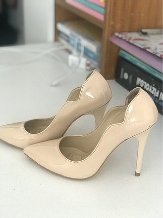 stiletto ayakkabı