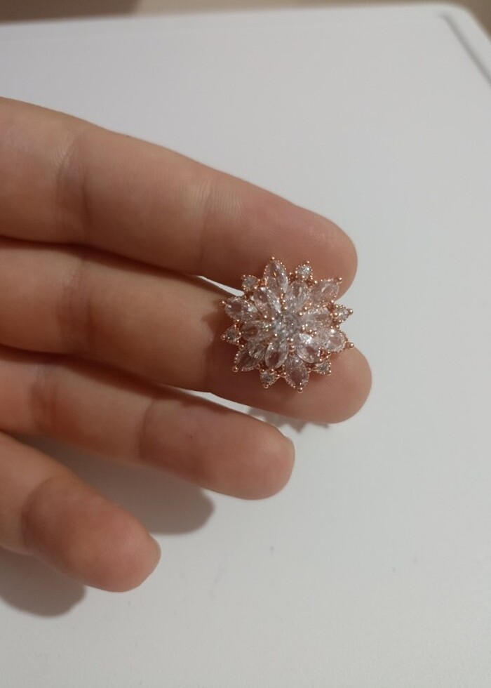 Kristal zirkon taşlı abiye küpe - Görsel 3