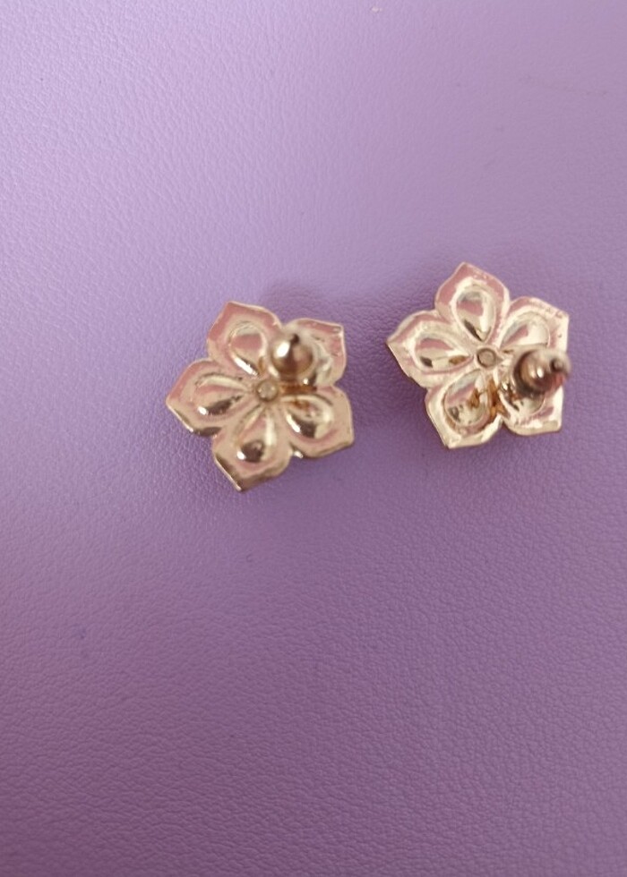 Çiçekli taşlı özel gün abiye küpesi - Görsel 3