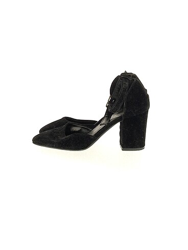 Diğer Stiletto %70 İndirimli.