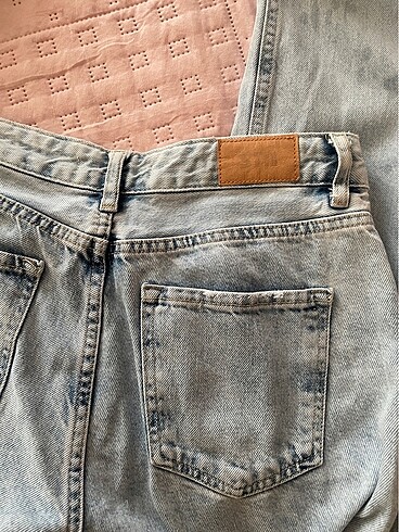 38 Beden mavi Renk stradivarius jean