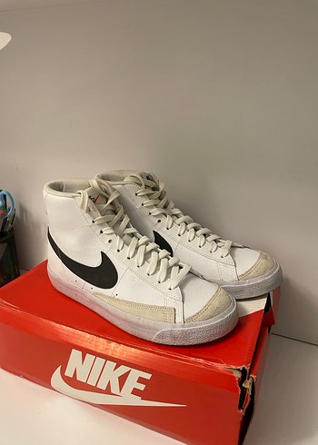 Nike Blazer Mid Kadın Spor Ayakkabı - Görsel 3