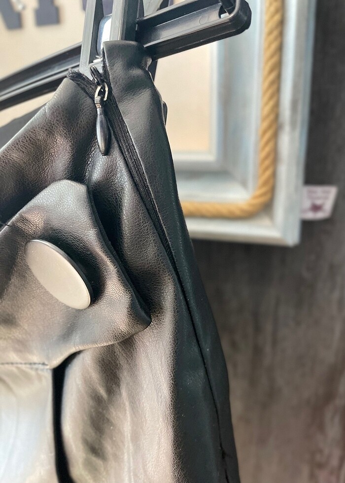 Deri etiketli şort etek - Görsel 3