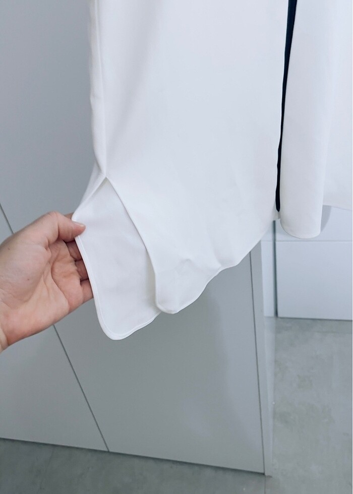 Beyaz elbise bir kere kullanıldı - Görsel 3