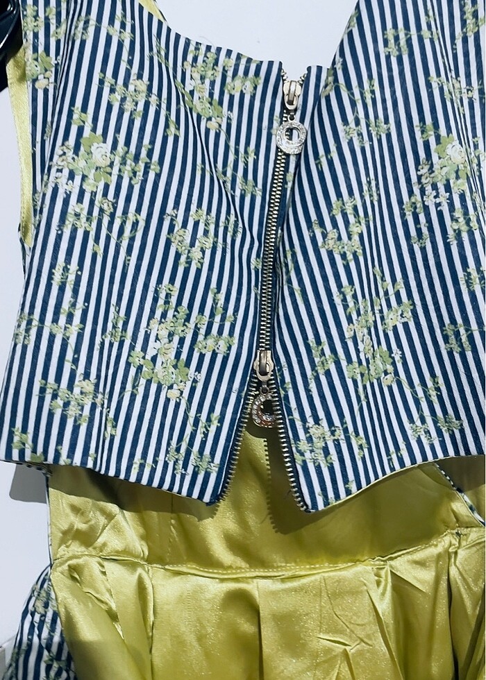 Arkası dekolte açık yeni kullanılmadı elbise - Görsel 3