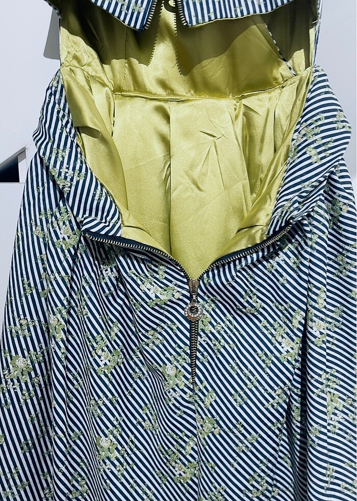 Arkası dekolte açık yeni kullanılmadı elbise - Görsel 4