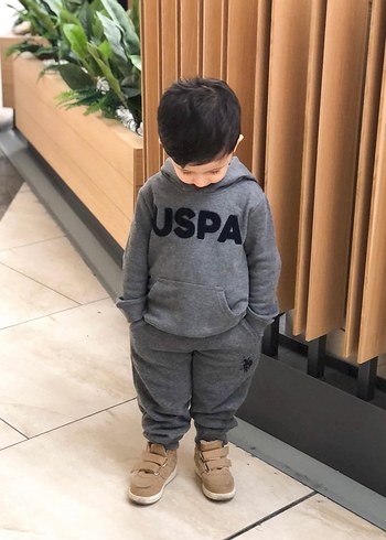 5 Yaş Beden gri Renk USPA Gri Erkek Çocuk Kapüşonlu Eşofman Takımı