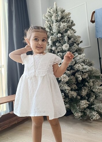 Fistolu beyaz çocuk elbise