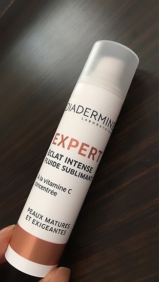  Beden DIADERMINE Expert Active Glow Aydınlatcı Serum 40ml