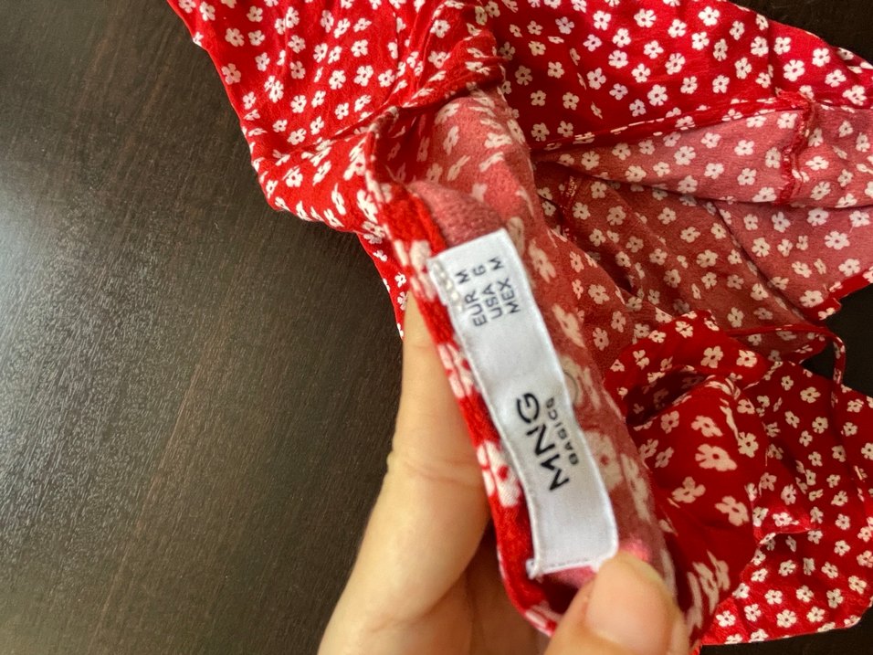 Kırmızı V Yakalı Fırfırlı mango bluz - Görsel 3