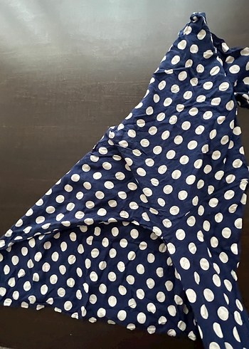 Düğmeli Lacivert Puantiyeli Bluz - Görsel 5