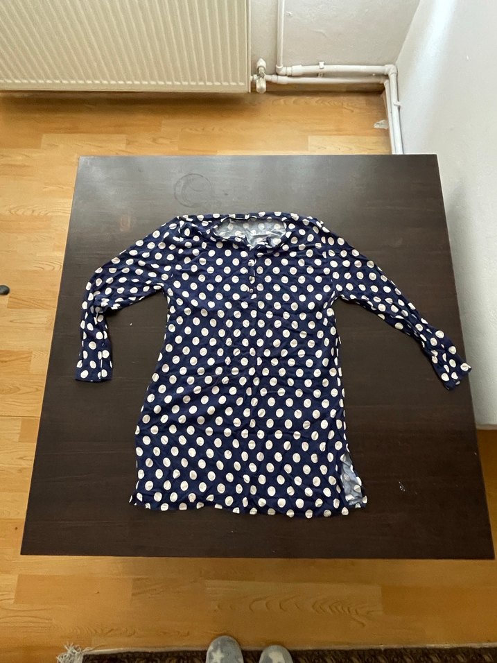 Düğmeli Lacivert Puantiyeli Bluz - Görsel 2